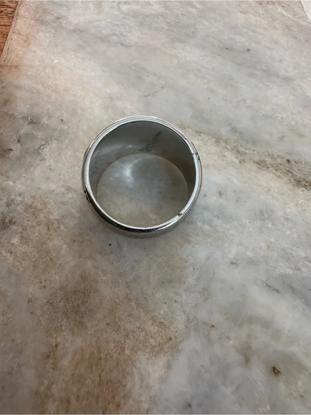 N/A no markings